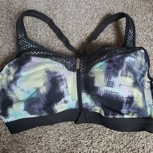 Victoria Secret Incredible Sports Bra 36B